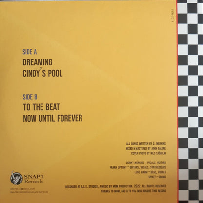 MOM! : Fun 'N Games (7",33 ⅓ RPM,EP,Stereo)