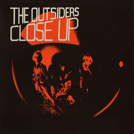 The Outsiders – Close Up